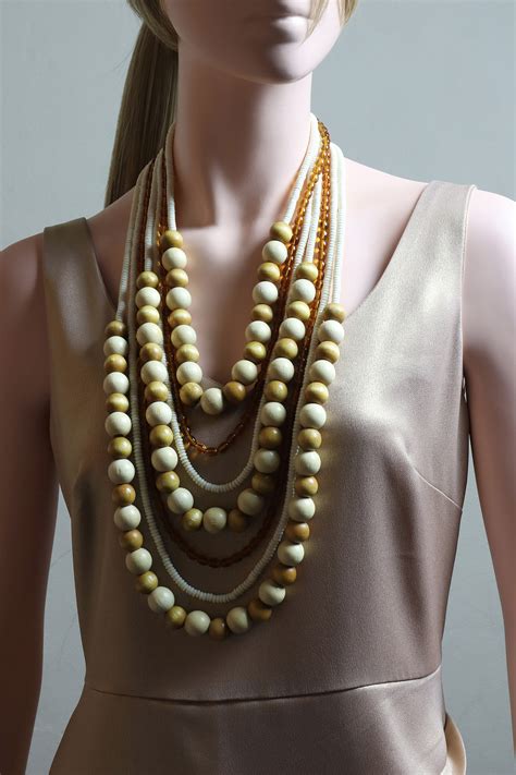 big chunky necklaces for women.